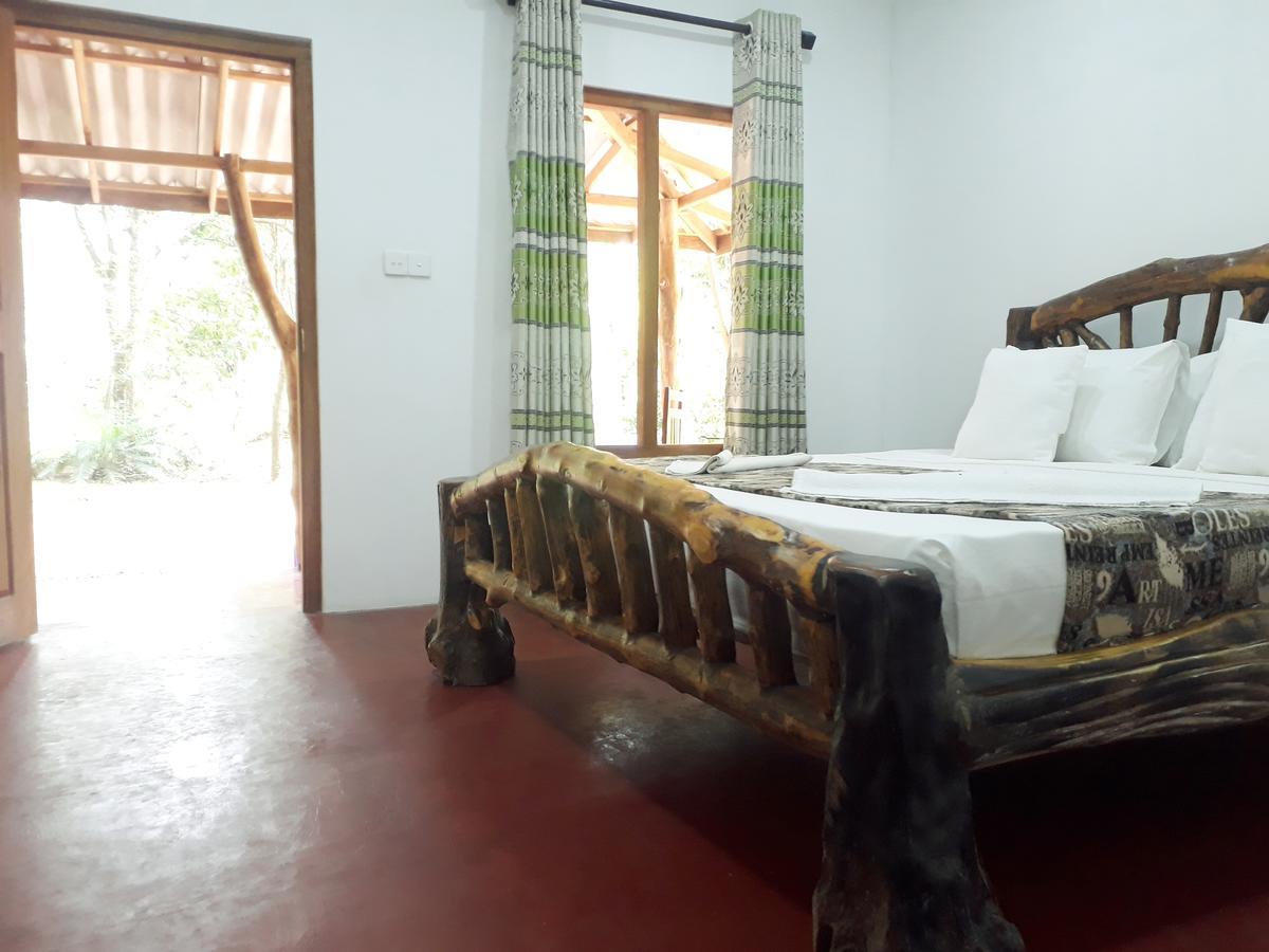 Aralu Habarana Resort Bagian luar foto