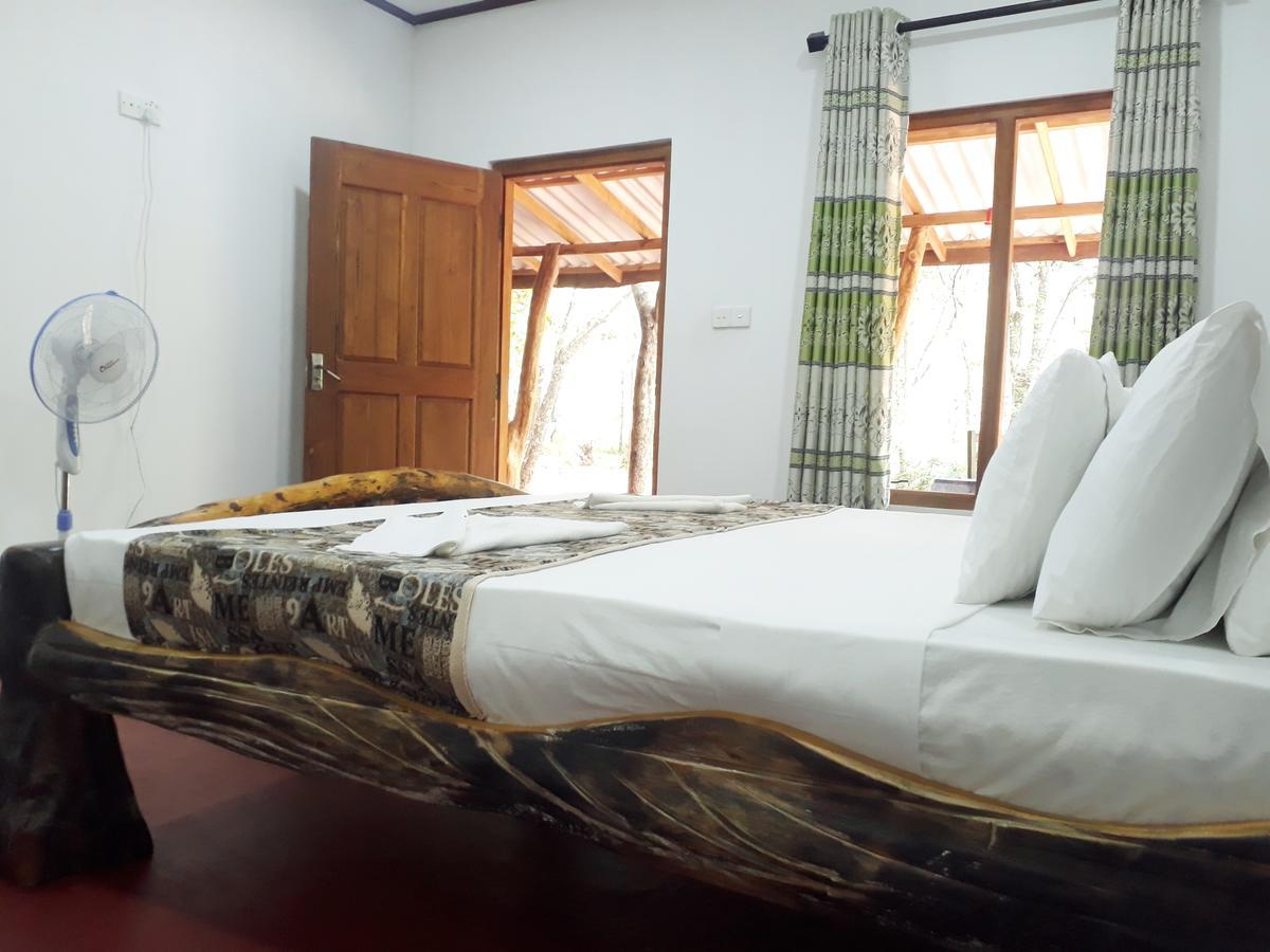 Aralu Habarana Resort Bagian luar foto