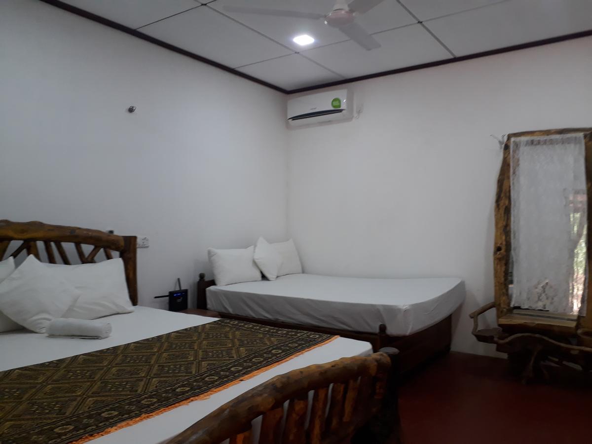 Aralu Habarana Resort Bagian luar foto